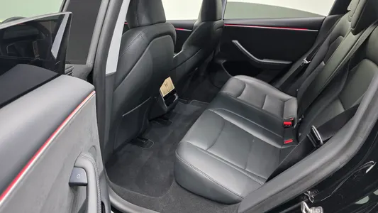 Tesla 3 AWD 2024 12