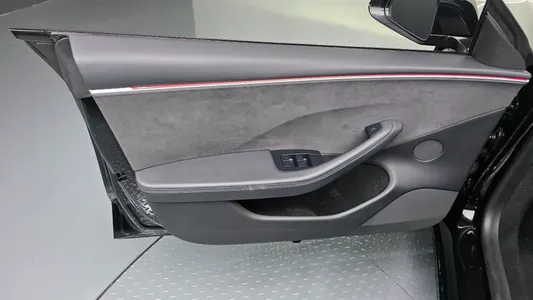 Tesla 3 AWD 2024 25