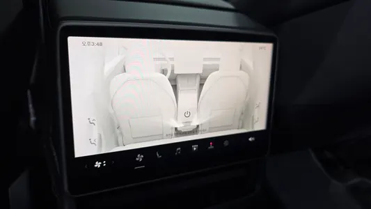 Tesla 3 AWD 2024 31
