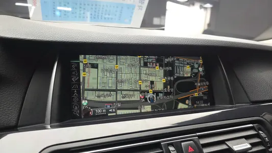 BMW 5 Series (F10) 520d 2015 14