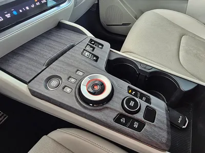 Kia 5 2WD 2023 9