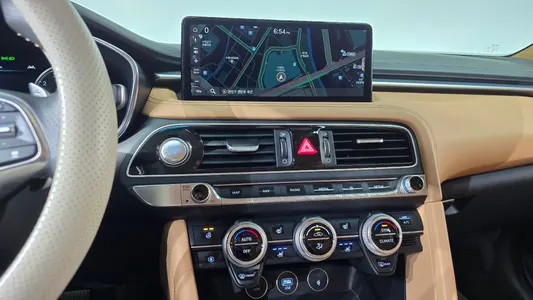 Genesis G70 3.3T 4WD 2022 13