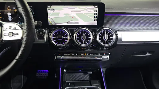 Mercedes-Benz EQB X243 EQB300 4MATIC AMG 2022 12