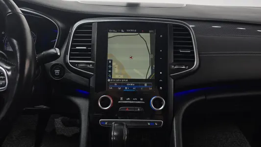 Renault Korea SM6 2.0 LPe LE () 2016 13