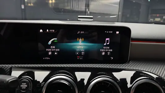 Mercedes-Benz A-Class W177 A220 2019 14