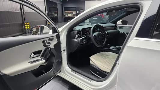 Mercedes-Benz A-Class W177 A220 2019 10