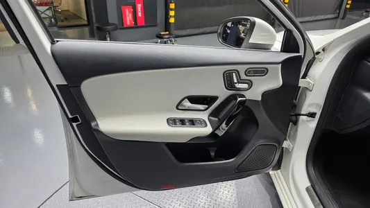 Mercedes-Benz A-Class W177 A220 2019 24