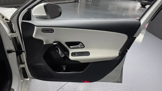 Mercedes-Benz A-Class W177 A220 2019 25