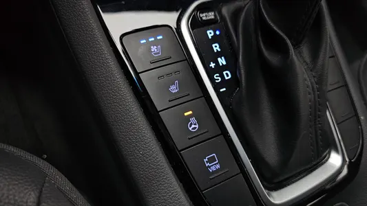 Hyundai 아이오닉 하이브리드 1.6 HEV 2020 16