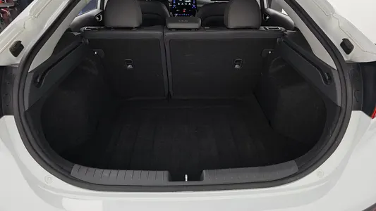 Hyundai 아이오닉 하이브리드 1.6 HEV 2020 18