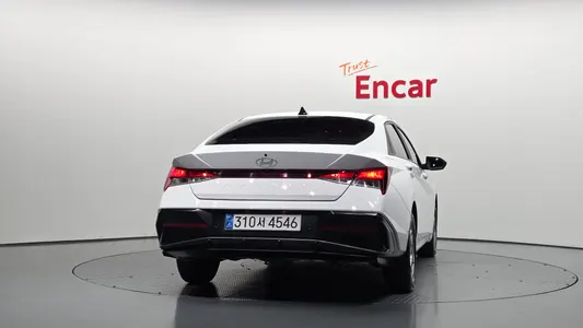 Hyundai (CN7) 1.6 LPi () 2023 4