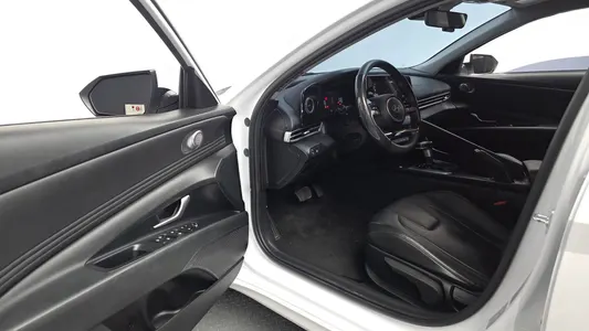 Hyundai (CN7) 1.6 LPi () 2023 10