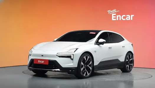 Polestar 4 2025