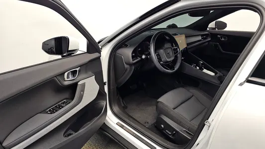 Polestar 2 2022 10