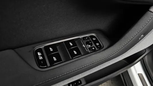 Polestar 2 2022 18