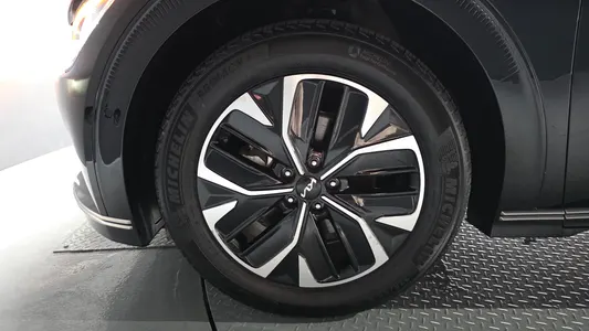 Kia EV6 2023 5
