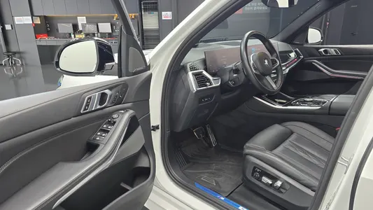 BMW X5 (G05) xDrive 40i M 2024 9