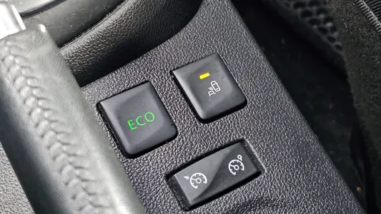 Renault Korea QM3 RE 2018 19