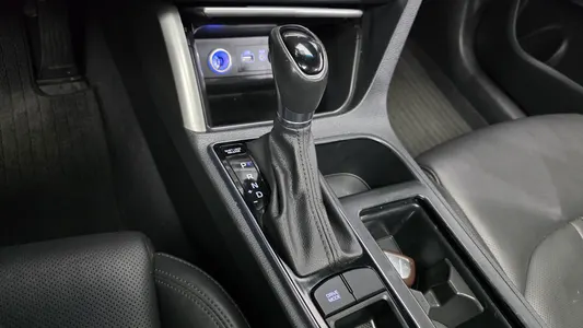 Hyundai LF 2.0 2014 9