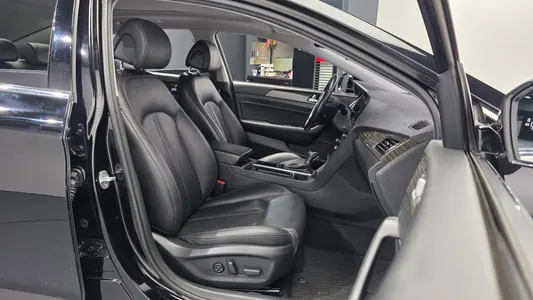 Hyundai LF 2.0 2014 11