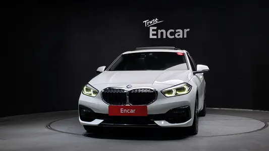 BMW 1 Series (F40) 118d 2021