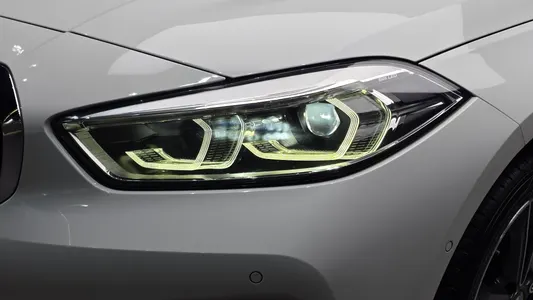 BMW 1 Series (F40) 118d 2021 22