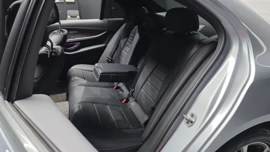 Mercedes-Benz E-Class W213 E350 4MATIC 2021 12