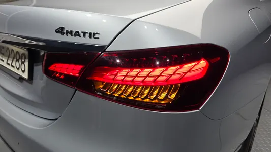 Mercedes-Benz E-Class W213 E350 4MATIC 2021 23