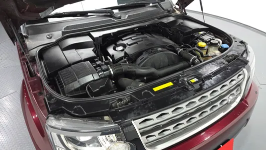 Land Rover 4 3.0 SDV6 SE 2016 6