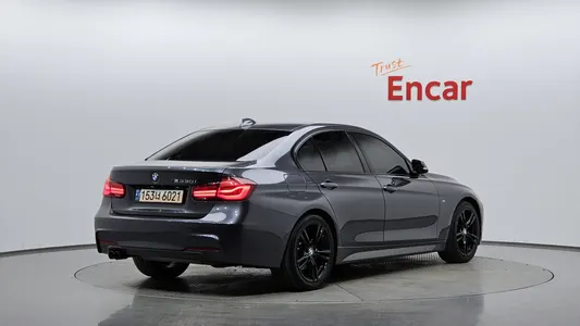 BMW 3 Series (F30) 330i M 2018