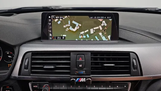 BMW 3 Series (F30) 330i M 2018 13