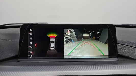 BMW 3 Series (F30) 330i M 2018 14