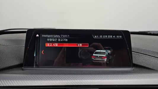BMW 3 Series (F30) 330i M 2018 15