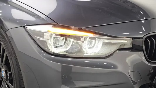 BMW 3 Series (F30) 330i M 2018 22