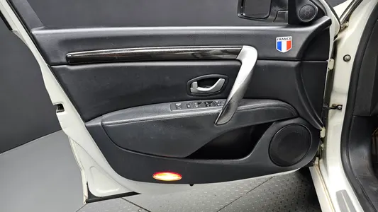 Renault Korea SM7 LPLI 2.0 LPe 2017 24