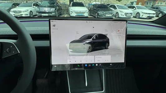 Tesla Y L AWD 2026 4