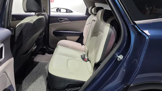 Kia 5 2WD 2022 11