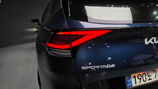Kia 5 2WD 2022 23