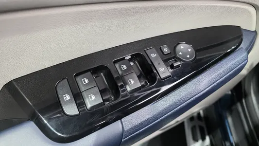 Kia 5 2WD 2022 27