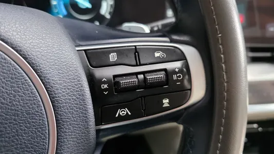 Kia 5 2WD 2022 28