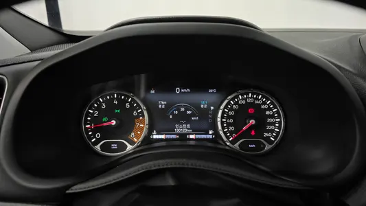 Jeep 레니게이드 2.4 2019 8