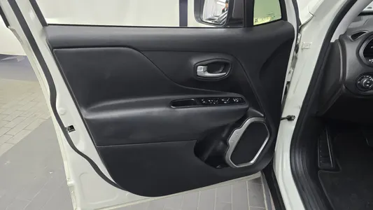 Jeep 레니게이드 2.4 2019 24