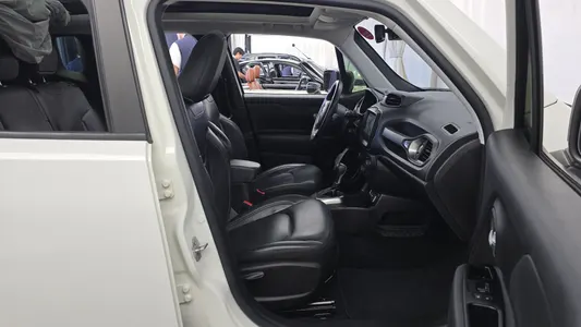 Jeep 레니게이드 2.4 2019 26