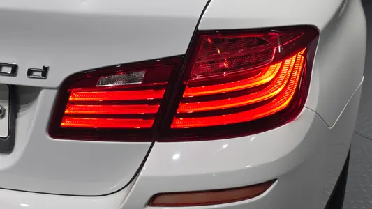 BMW 5 Series (F10) 520d xDrive 2014 23