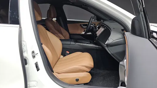 Mercedes-Benz E-Class W214 E200 2025 26