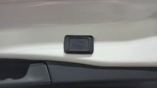 Toyota RAV4 5 2.5 2WD 2022 28