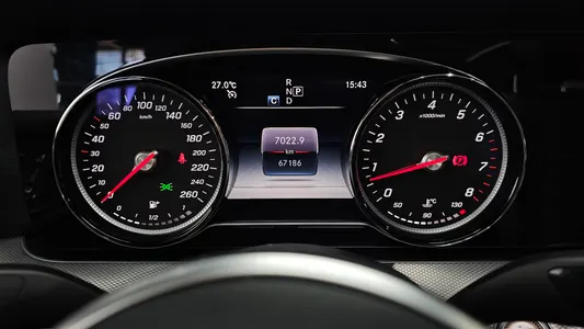 Mercedes-Benz E-Class W213 E300 2018 8