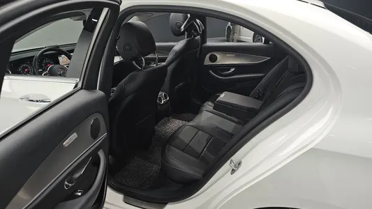 Mercedes-Benz E-Class W213 E300 2018 12
