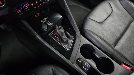 Kia Niro 2016 9
