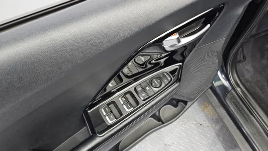 Kia Niro 2016 13